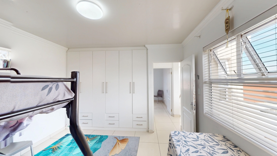 4 Bedroom Property for Sale in Rocklands Western Cape